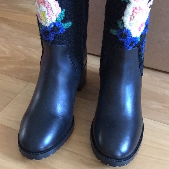 NWT Anthropologie Emily Isabella Black Leather Wool Flower Boots 8 - Picture 8 of 12